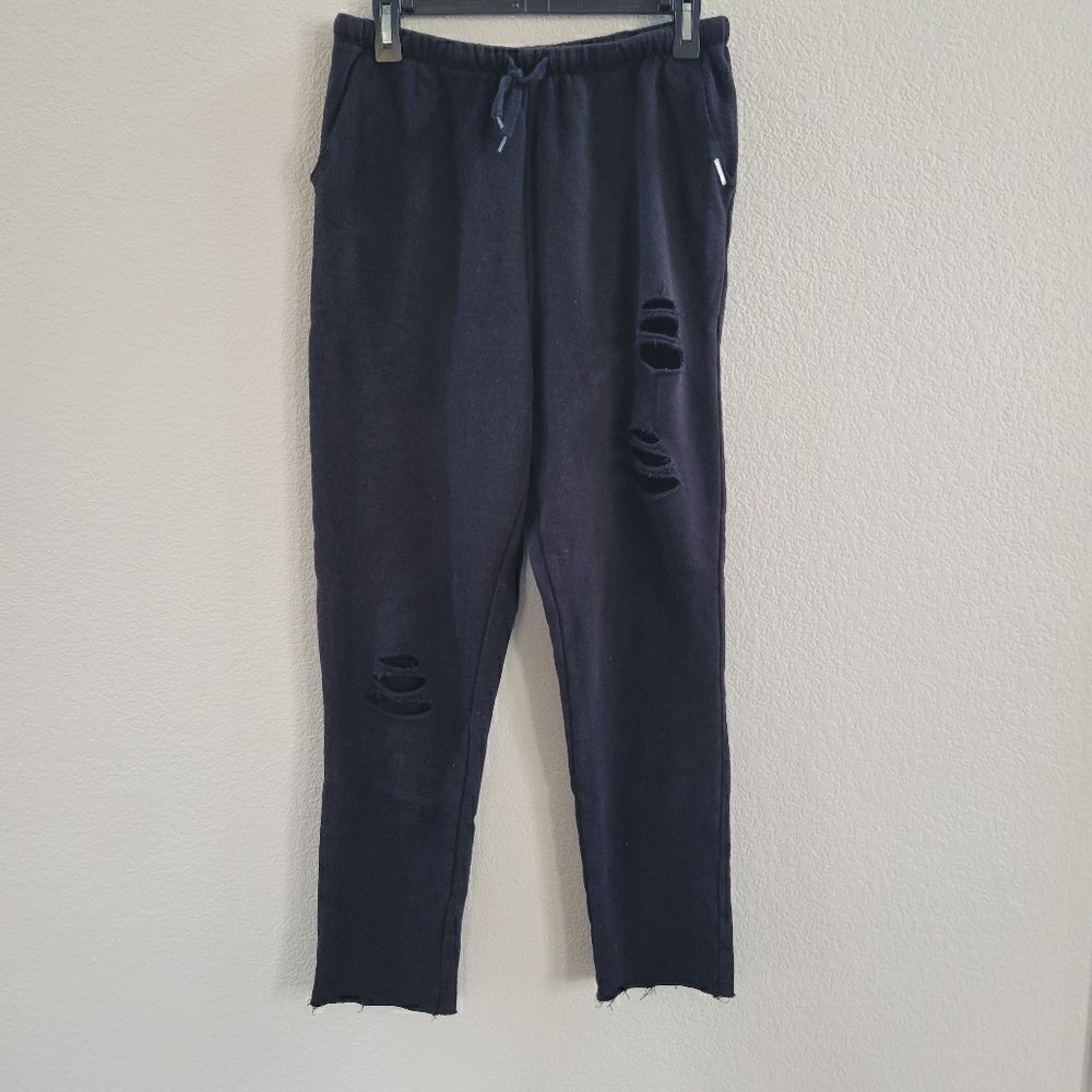Only sweatpants M